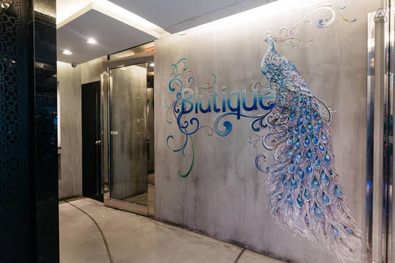 Blutique Hotel Bangkok Exterior photo