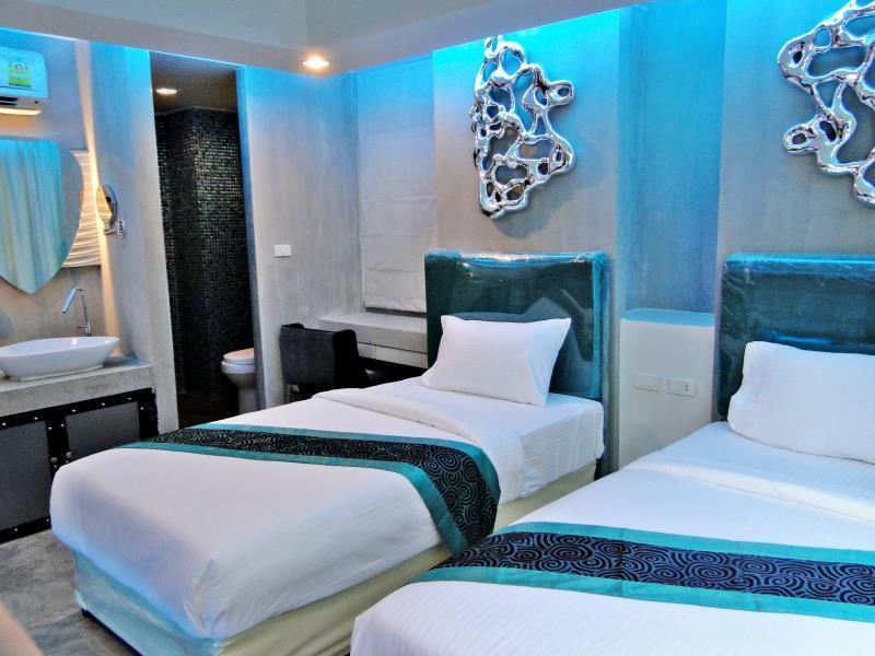 Blutique Hotel Bangkok Exterior photo